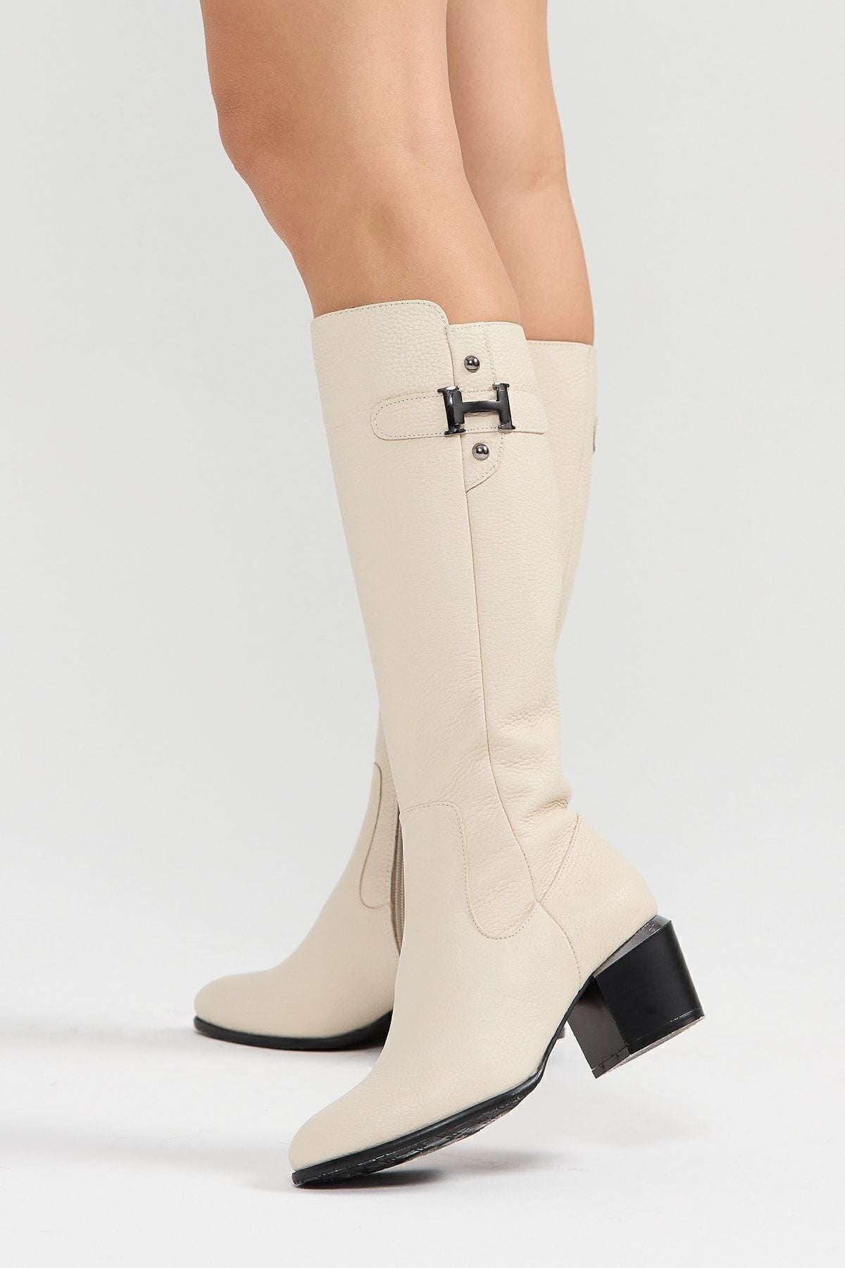 Kadın Hakiki Deri Topuklu, El Yapımı, Fermuarlı, Şık Tasarım Siyah Çizme | OBEN AYAKKABI